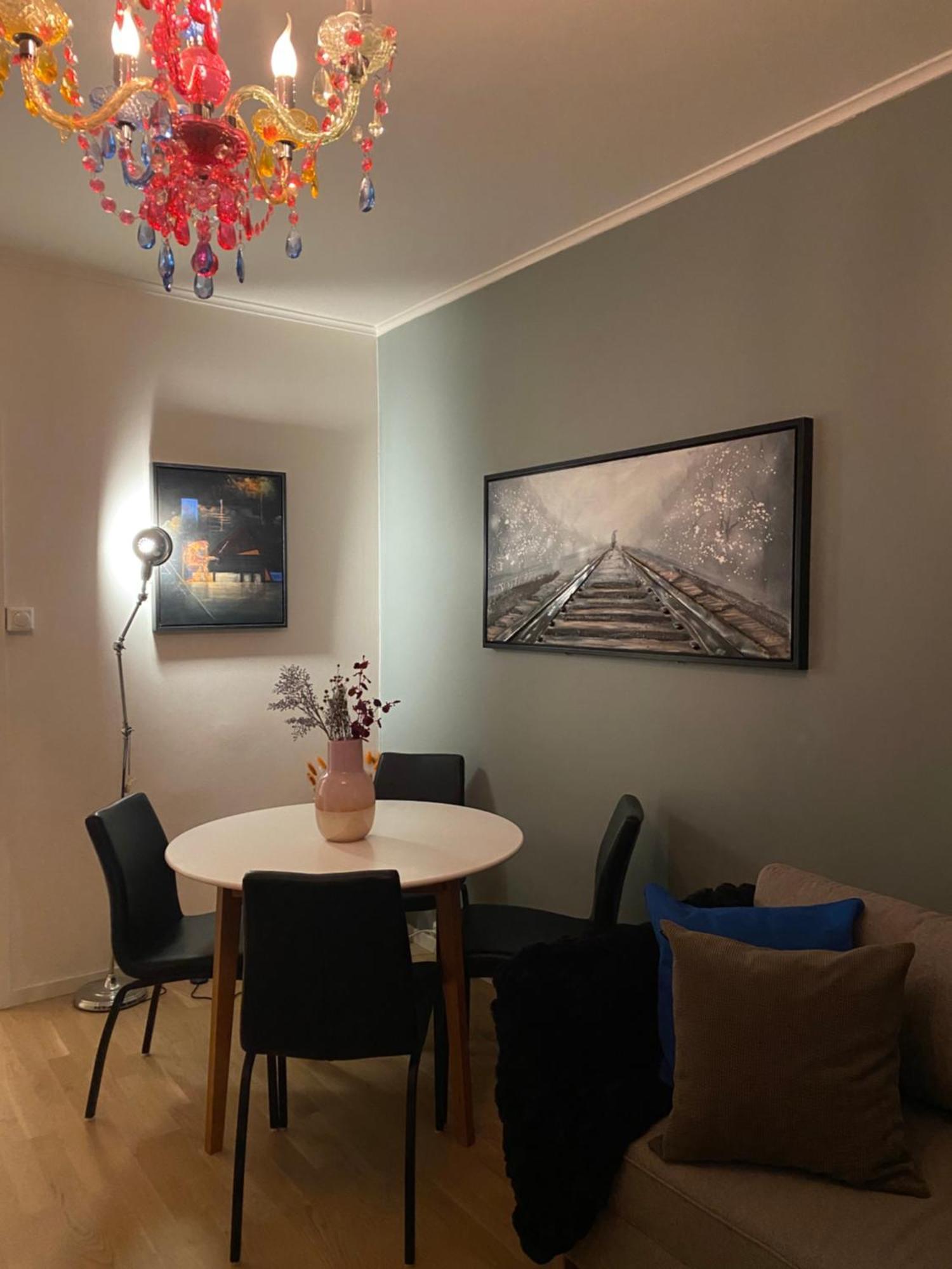 By Florin Apartamento *